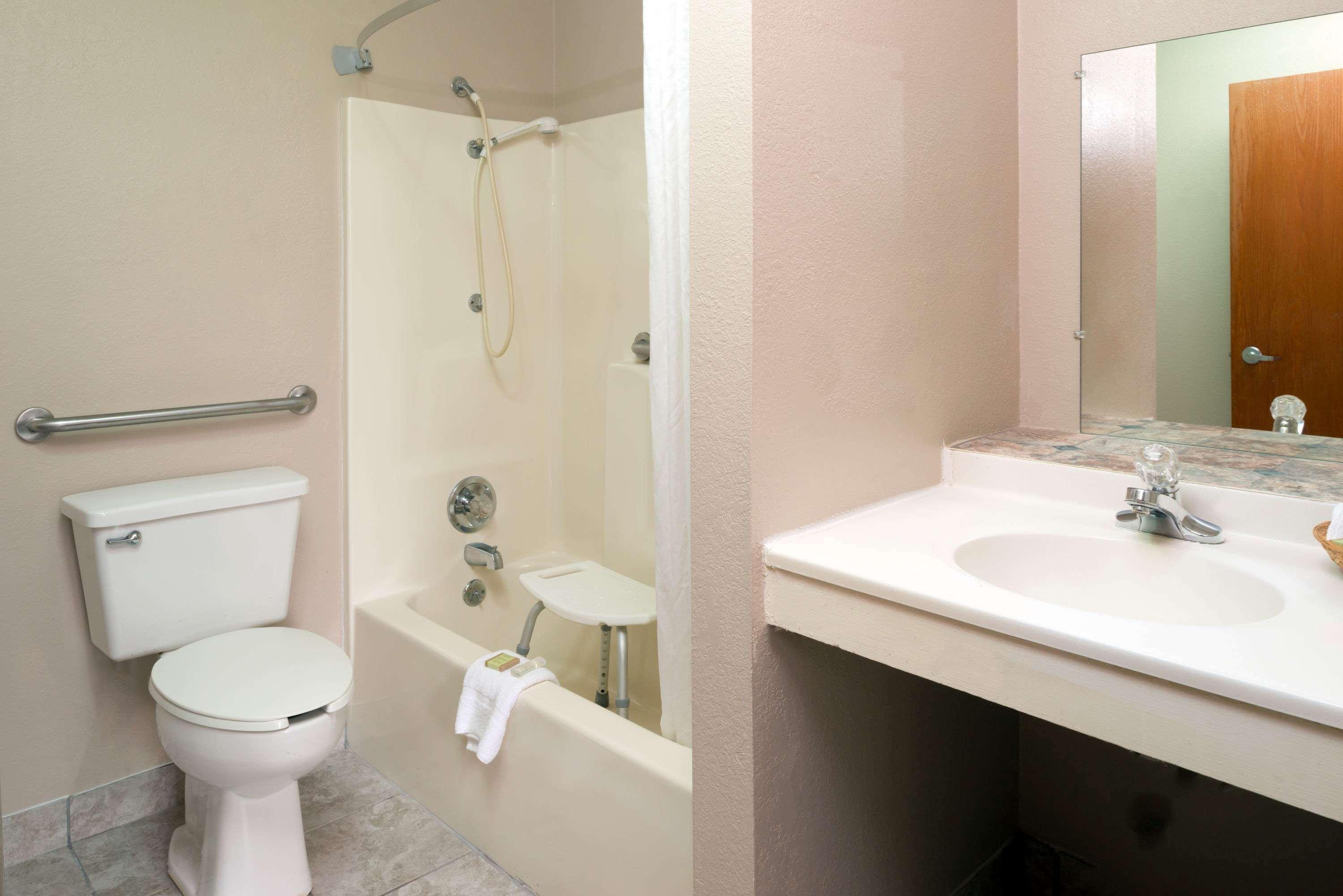 ซูเปอร์ 8 บาย วินด์แฮม โอมาฮา เนแบรสกา Hotel ภายนอก รูปภาพ